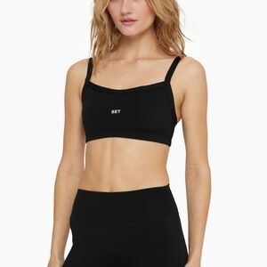 SET Active Women's Sportbody Sporty Scoop 1.0 Black Sports Bra - Size Medium